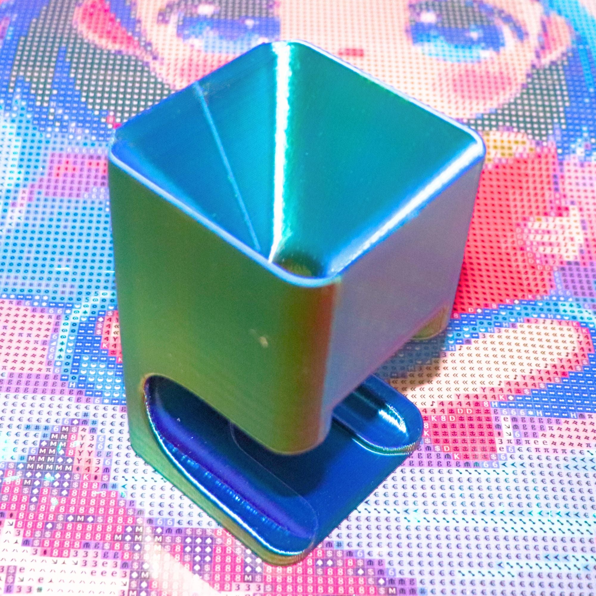 Compact Funnel